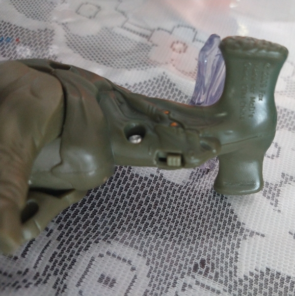 2009 Hammerhead Titanothere Rhino 4.5" McDonald's Movie Action Figure #6 Avatar - Picture 6 of 7